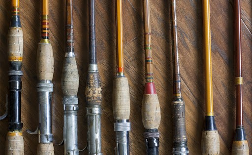 Graphite vs Fiberglass vs Bamboo - A Buyer's Guide to Fly Fishing Rods